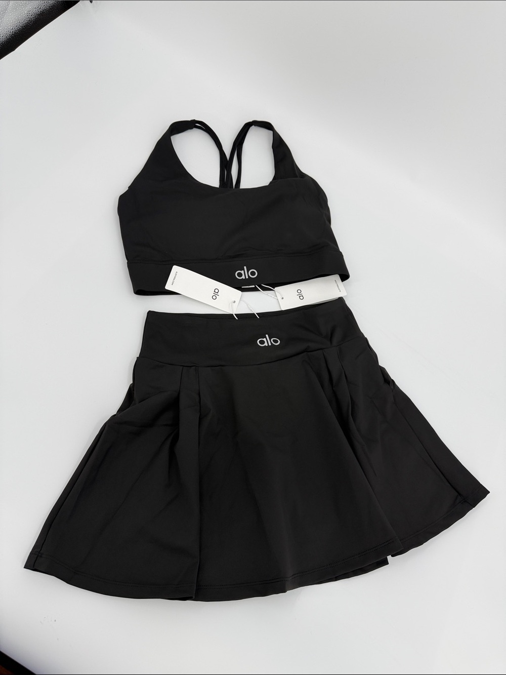 ALO Yoga Black Skater Athletic Skort with Matching Sports Bra - Picture 1 of 9
